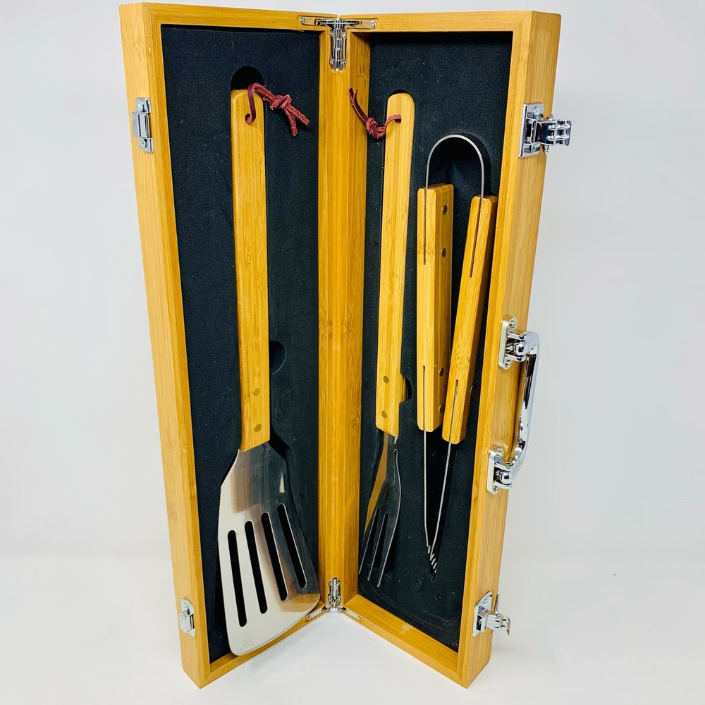 3-Piece Bamboo BBQ Set With Case